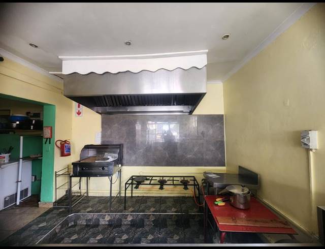 RETAIL FOR SALE IN MALVERN